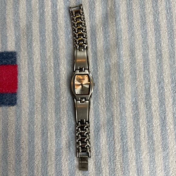 Vintage Gucci Quartz Stainless Steel Clasp strap Women’s Watch - Picture 7 of 7